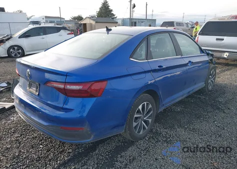 2024 Volkswagen Jetta 1.5T S z USA, uszkodzony, nr VIN 3VW4M7BUXRM016311